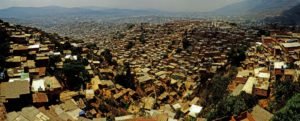 Petare el Barrio más grande de suramérica 