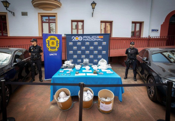 Dos colombianos detenidos en España por un laboratorio de 