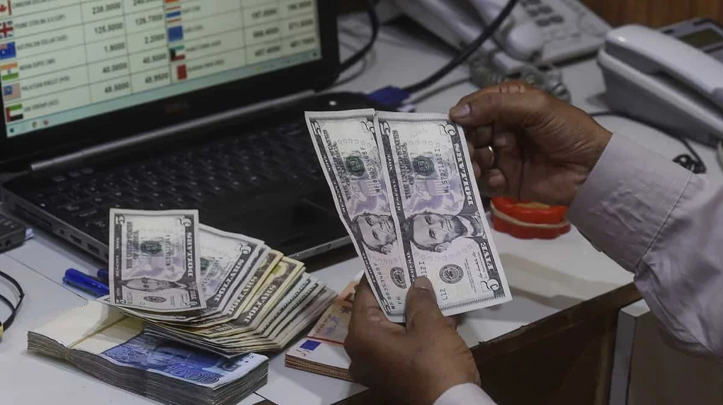 Publicar el dólar paralelo en Venezuela: una actividad que ahora puede llevarte a prisión