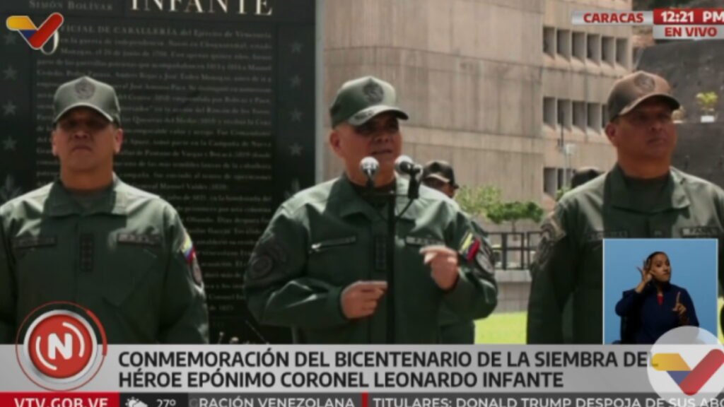 Fanb prohibió el uso de WhatsApp e Instagram a militares por falta de 