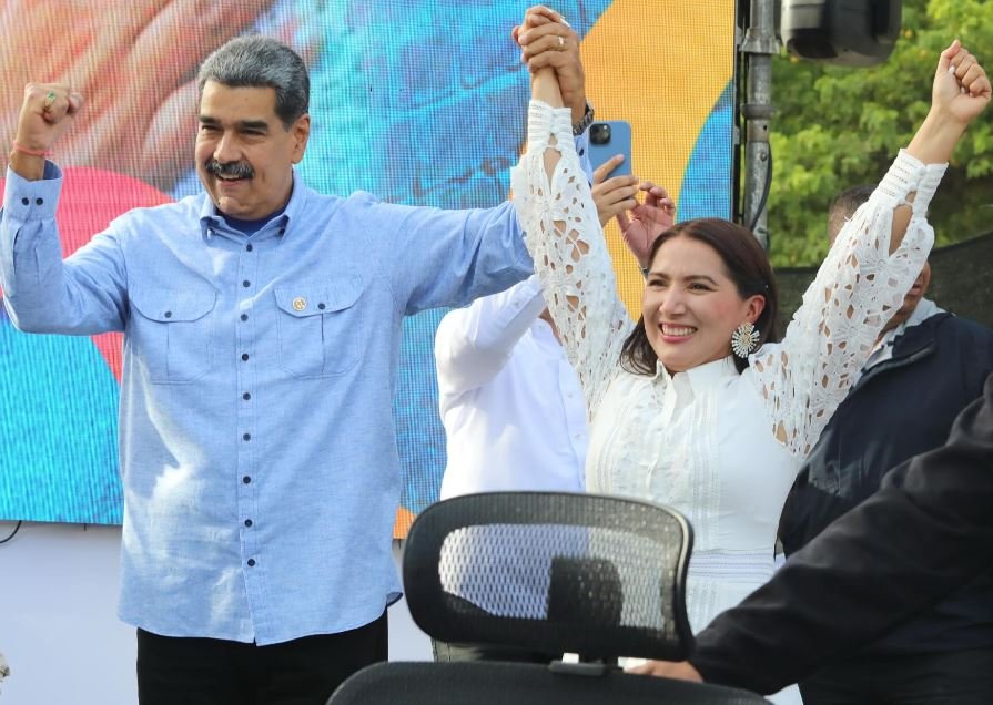 Maduro recibió en Miraflores a comunistas chinos para establecer opacos acuerdos