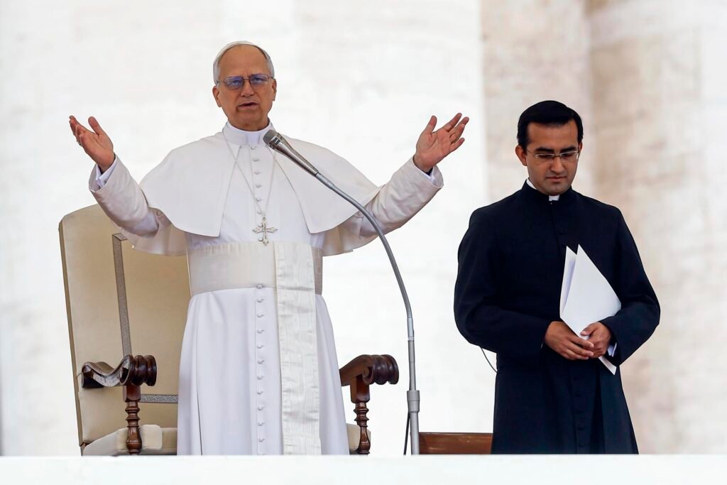 El papa León llamó a frenar la guerra antes de que se convierta en una vorágine irreparable